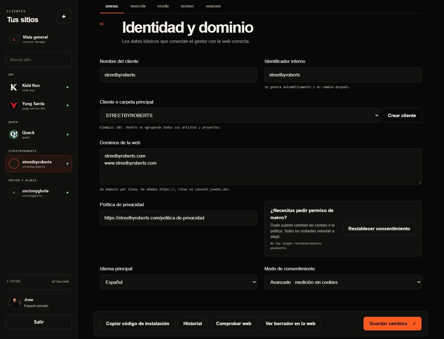 Street by Robert’s settings in Consent Manager, with its domains and the full site list alongside.